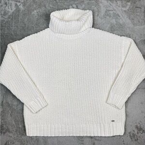Hollister Chunky Turtleneck Sweater White Oversized Large Preppy Cottage